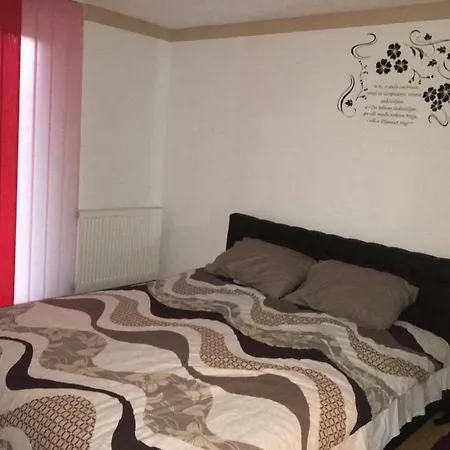 Podvinjci Oryent Vila * Visoko