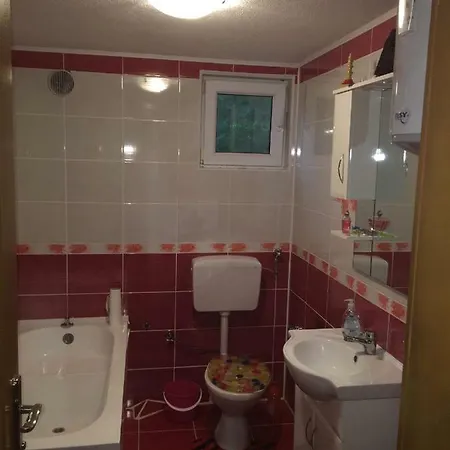 Podvinjci Oryent Vila * Visoko
